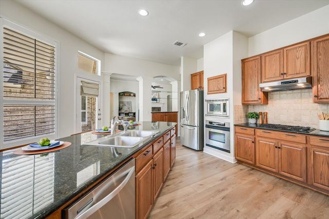 2229 Buena Vista LN, Round Rock, TX 78665