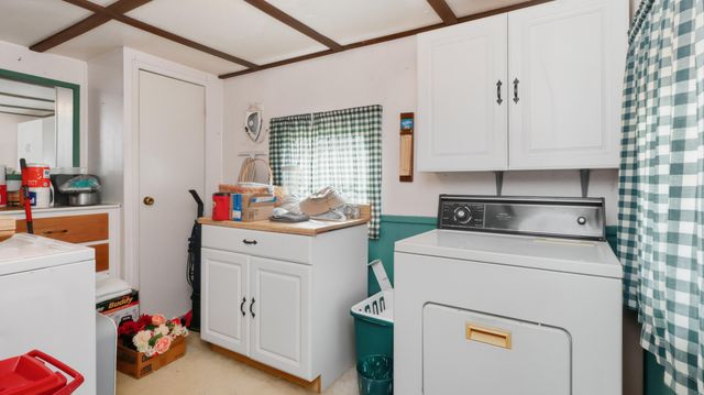 1054 Kalijah Road, Protem, MO 65733