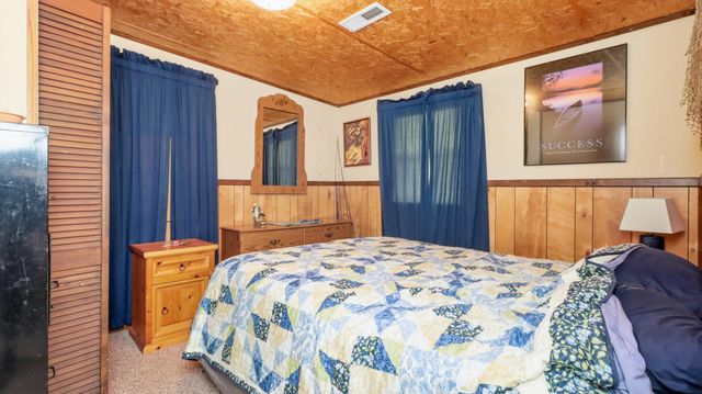 1054 Kalijah Road, Protem, MO 65733