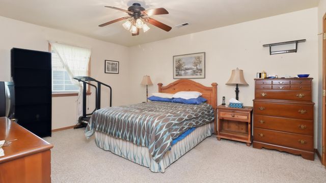 1054 Kalijah Road, Protem, MO 65733