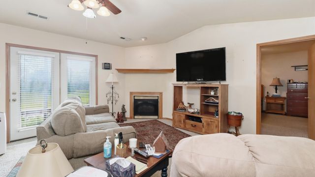 1054 Kalijah Road, Protem, MO 65733