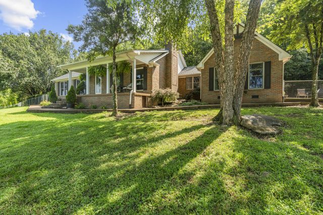 7474 Nashville Hwy, Dowelltown, TN 37059