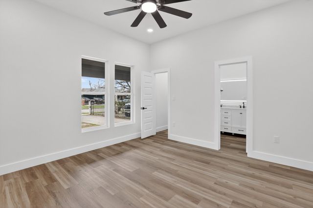 2307 Refugio Avenue, Fort Worth, TX 76164