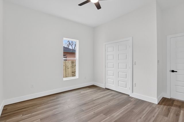 2307 Refugio Avenue, Fort Worth, TX 76164