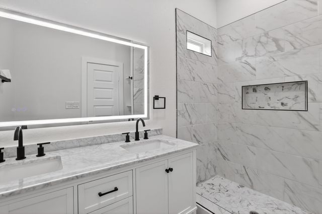 2307 Refugio Avenue, Fort Worth, TX 76164