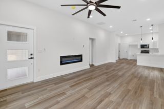 2307 Refugio Avenue, Fort Worth, TX 76164