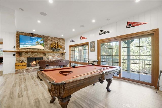 135 S Fairway Drive, Lake Arrowhead, CA 92352