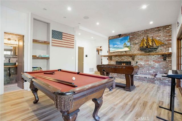 135 S Fairway Drive, Lake Arrowhead, CA 92352