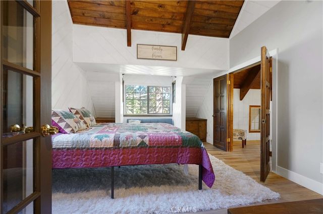 135 S Fairway Drive, Lake Arrowhead, CA 92352