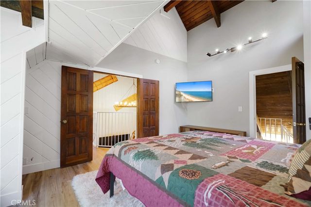 135 S Fairway Drive, Lake Arrowhead, CA 92352