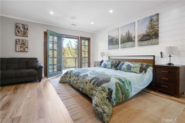 135 S Fairway Drive, Lake Arrowhead, CA 92352