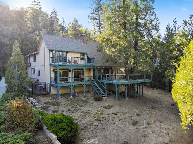 135 S Fairway Drive, Lake Arrowhead, CA 92352