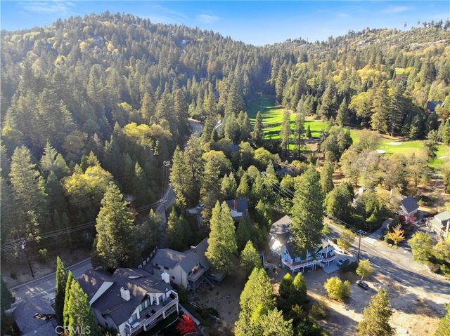 135 S Fairway Drive, Lake Arrowhead, CA 92352