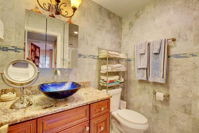 138 Flanders C, Delray Beach, FL 33484