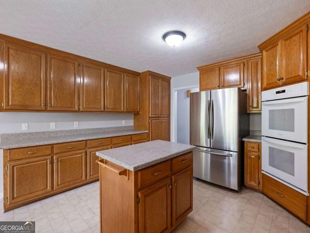 2982 Rivercrest Drive, Gainesville, GA 30507