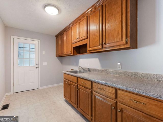 2982 Rivercrest Drive, Gainesville, GA 30507
