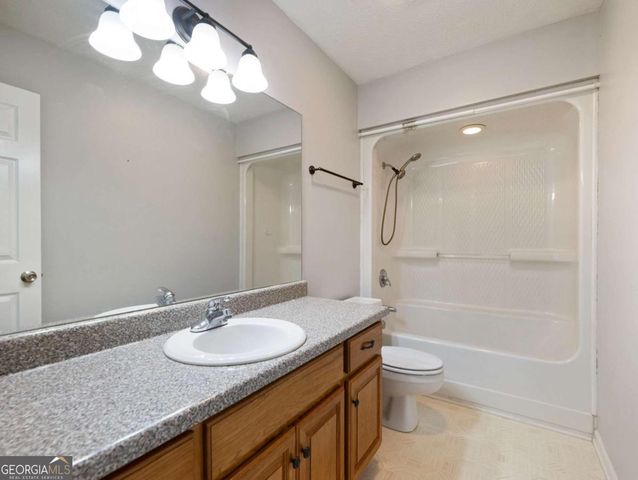 2982 Rivercrest Drive, Gainesville, GA 30507