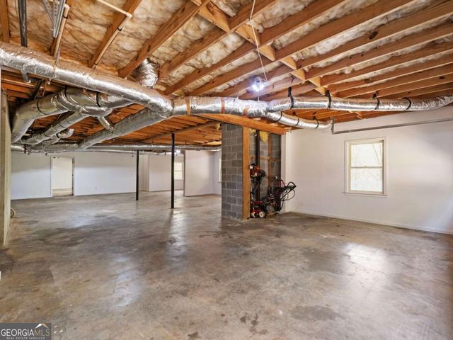 2982 Rivercrest Drive, Gainesville, GA 30507