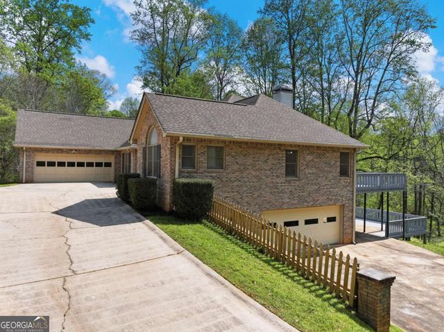 2982 Rivercrest Drive, Gainesville, GA 30507