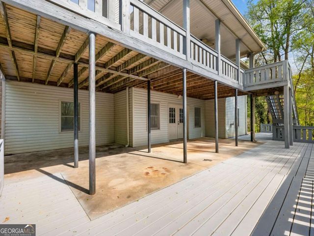 2982 Rivercrest Drive, Gainesville, GA 30507