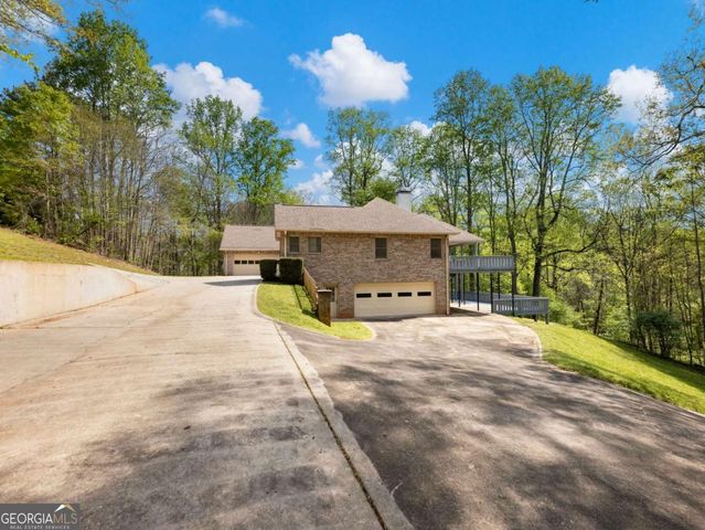 2982 Rivercrest Drive, Gainesville, GA 30507