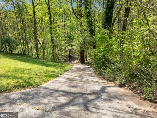 2982 Rivercrest Drive, Gainesville, GA 30507