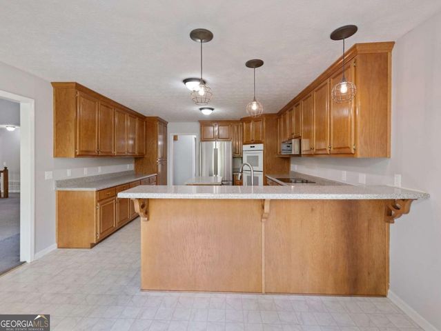 2982 Rivercrest Drive, Gainesville, GA 30507