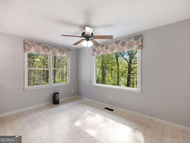 2982 Rivercrest Drive, Gainesville, GA 30507