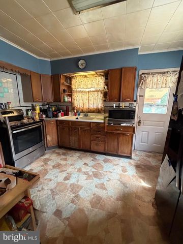118 PARK AVE, Laureldale, PA 19605