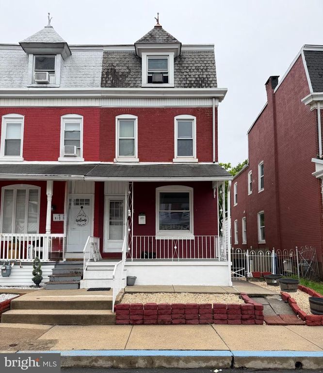 118 PARK AVE, Laureldale, PA 19605