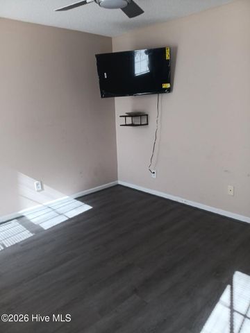 1398 Westpointe Drive, Greenville, NC 27834