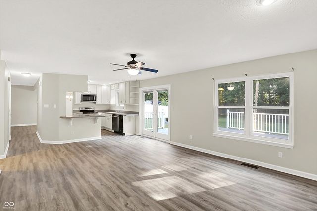 1990 Red Oak Drive, Franklin, IN 46131