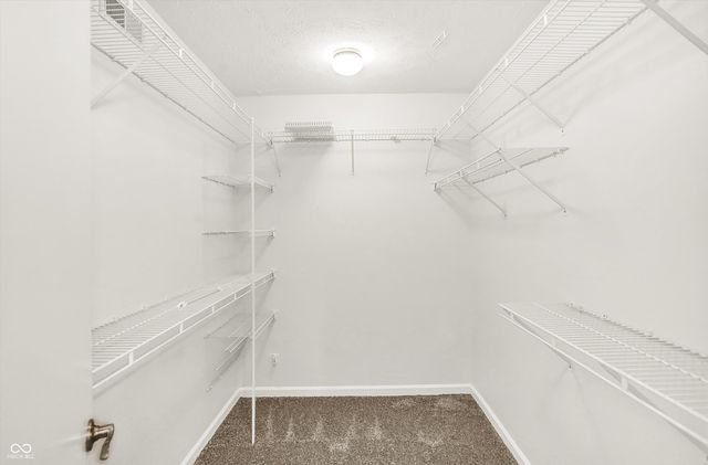 1990 Red Oak Drive, Franklin, IN 46131