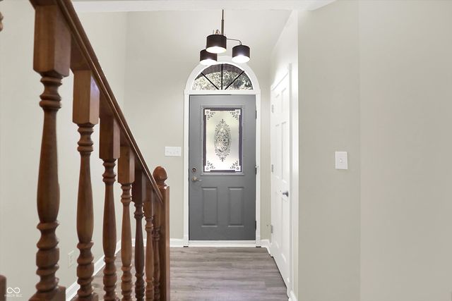 1990 Red Oak Drive, Franklin, IN 46131