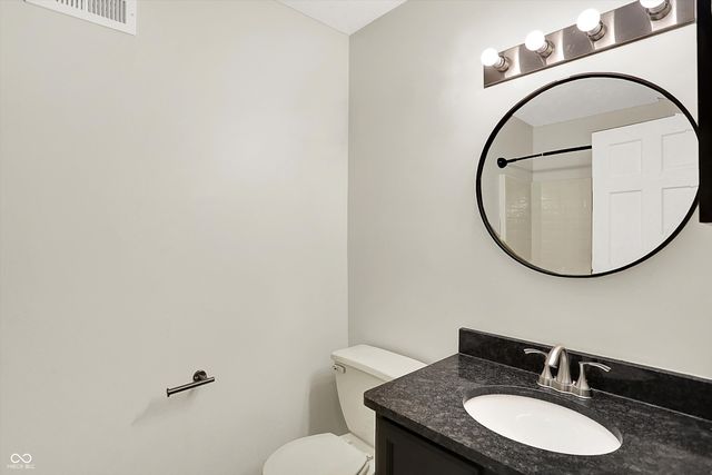 1990 Red Oak Drive, Franklin, IN 46131