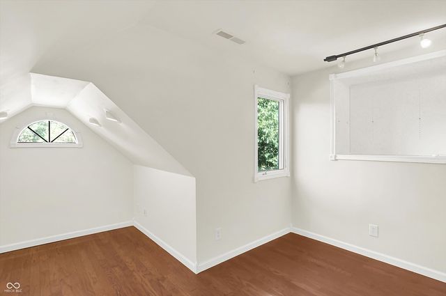 1990 Red Oak Drive, Franklin, IN 46131