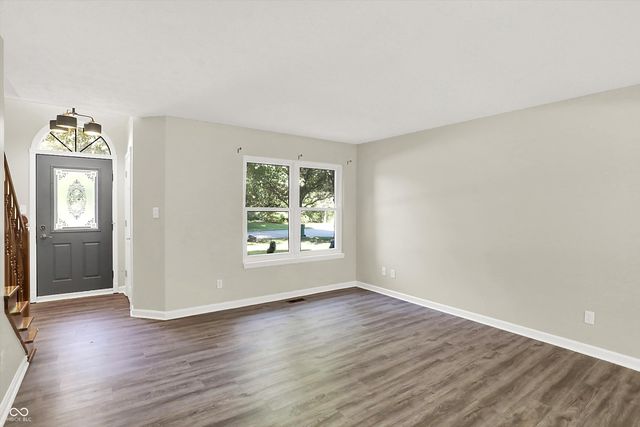 1990 Red Oak Drive, Franklin, IN 46131