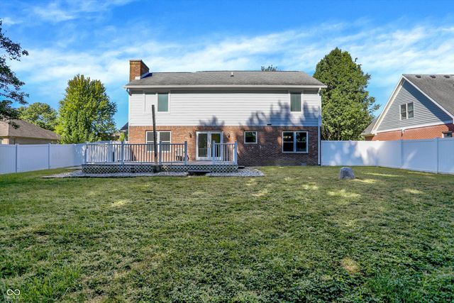 1990 Red Oak Drive, Franklin, IN 46131