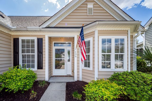 136 Gathering Island Road, Summerville, SC 29485