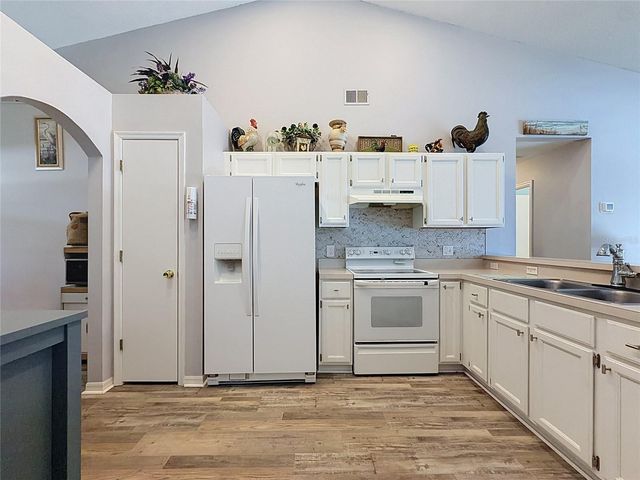 336 CALIFORNIA BOULEVARD, Davenport, FL 33897