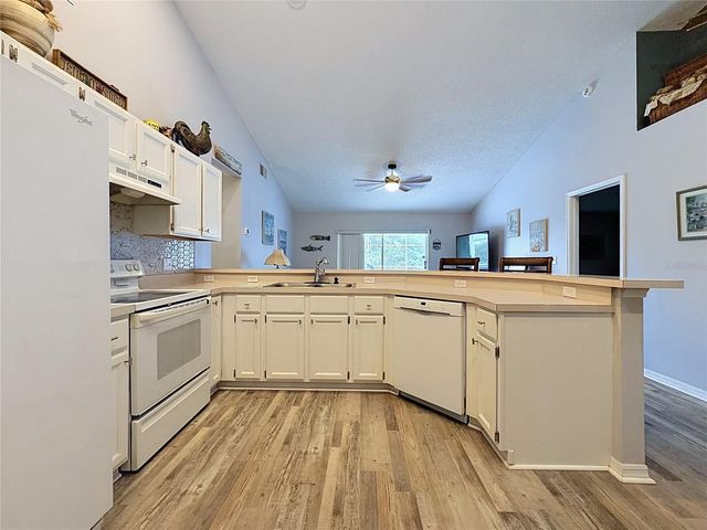 336 CALIFORNIA BOULEVARD, Davenport, FL 33897