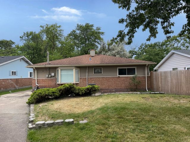 17331 Community Street, Lansing, IL 60438