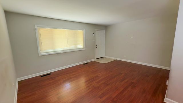 17331 Community Street, Lansing, IL 60438