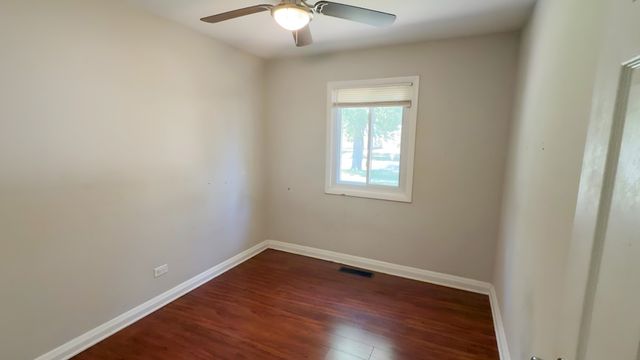 17331 Community Street, Lansing, IL 60438