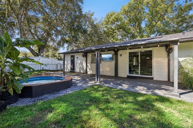 27544 LISA DRIVE, Tavares, FL 32778