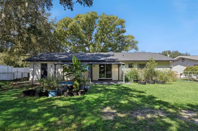 27544 LISA DRIVE, Tavares, FL 32778