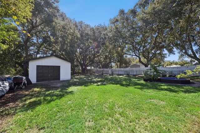 27544 LISA DRIVE, Tavares, FL 32778