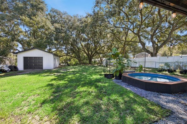 27544 LISA DRIVE, Tavares, FL 32778