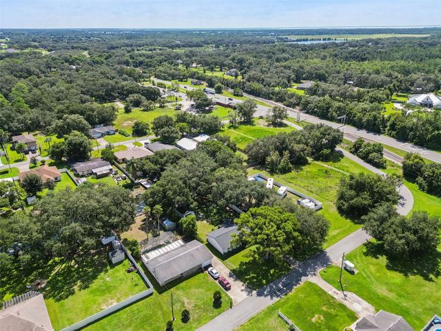 27544 LISA DRIVE, Tavares, FL 32778