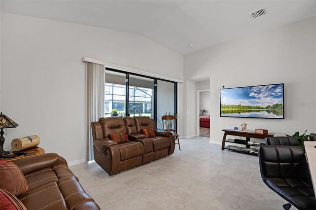 2000 GOBLET COVE STREET, Kissimmee, FL 34746